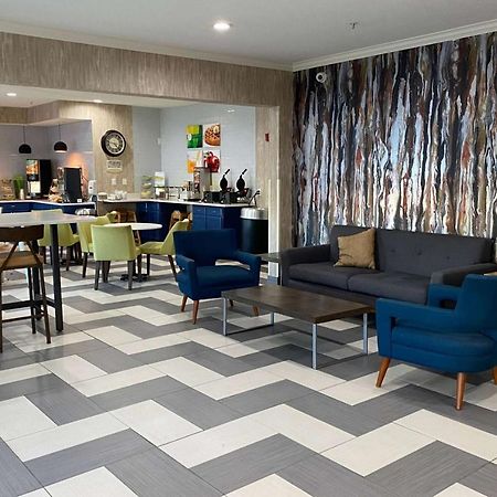 Wingate By Wyndham Uniontown Hotel Buitenkant foto