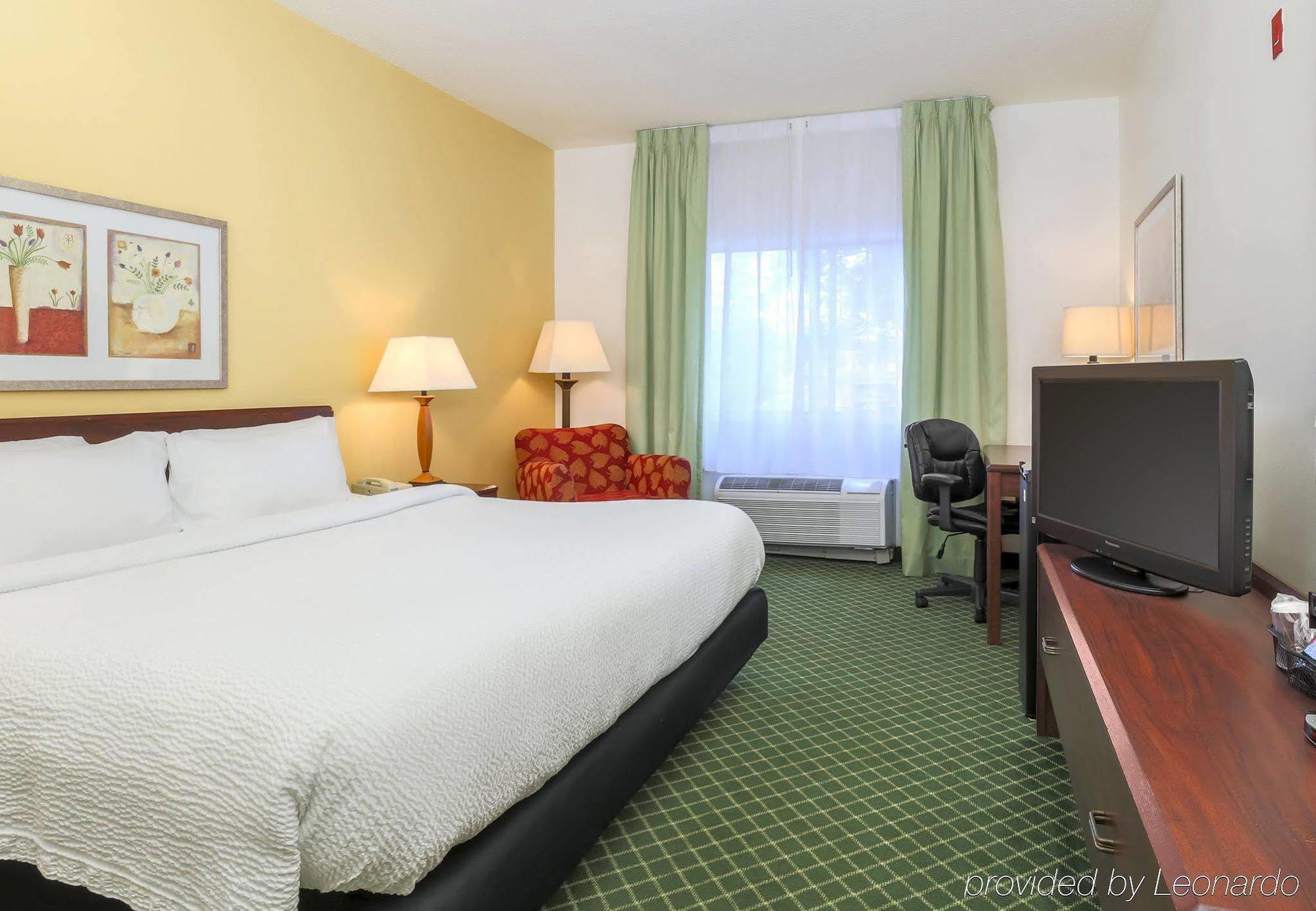 Wingate By Wyndham Uniontown Hotel Buitenkant foto