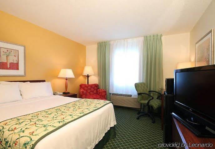 Wingate By Wyndham Uniontown Hotel Buitenkant foto